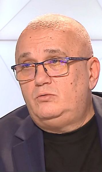 „Deștepților, eu sunt anti-Becali!” Mesajul lui Emil Grădinescu către fanii Stelei: „ Veți plăti ! Ați scris pe gardul cui nu trebuia”