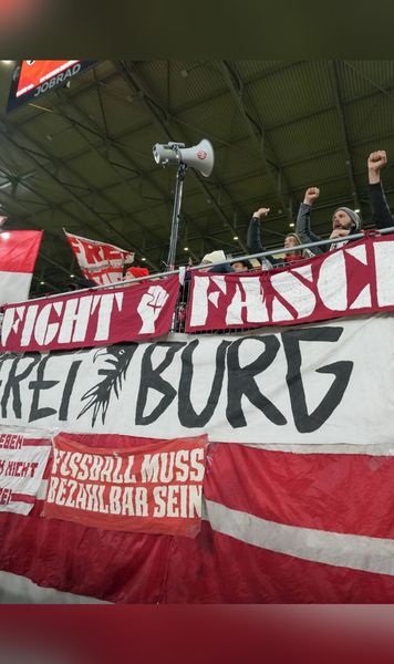 Tot mai mult rasism în Bundesliga În Germania, ascensiunea dreptei politice se vede pe stadioanele de fotbal
