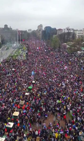 „Văd frica în ochii guvernului” Novak Djokovic susține cea mai mare mișcare de protest din istoria modernă a Serbiei: „Magnific!”