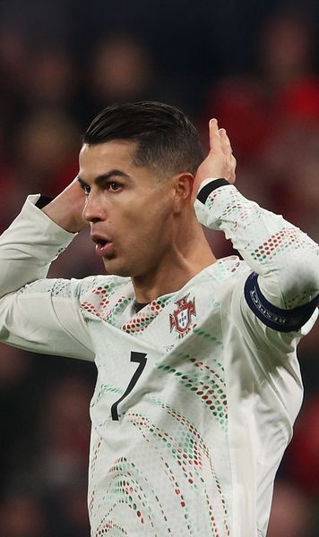 „Uitați-vă la mine când vorbesc!” Cristiano Ronaldo a răbufnit înainte de returul cu Danemarca: „Nu e vorba despre mine! Semnez acum pentru asta!”
