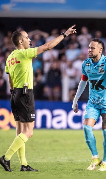 „Ce arbitri slabi!” Neymar, furios după eliminarea din meciul cu Botafogo: „Și-au bătut joc! Vă rog, nu mă mai pedepsiți”