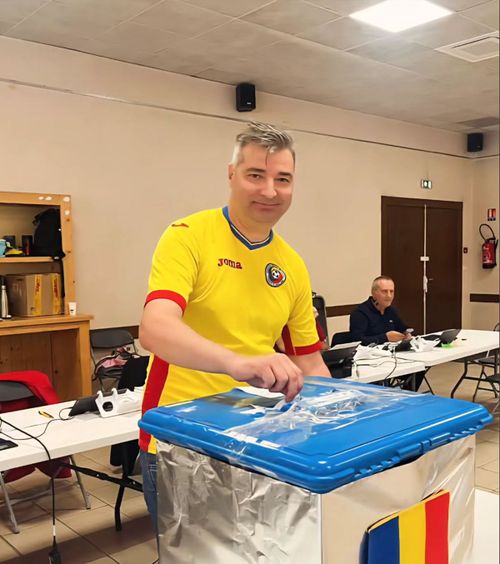 FRF, gest superb  Românul din Franța, atacat de conaționali la secția de vot, invitat la   meciul naționalei