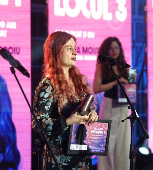 GOLAZO.ro, premiat    Alexandra Nistoroiu,  cel mai bun comentariu la gala Premiilor Superscrieri