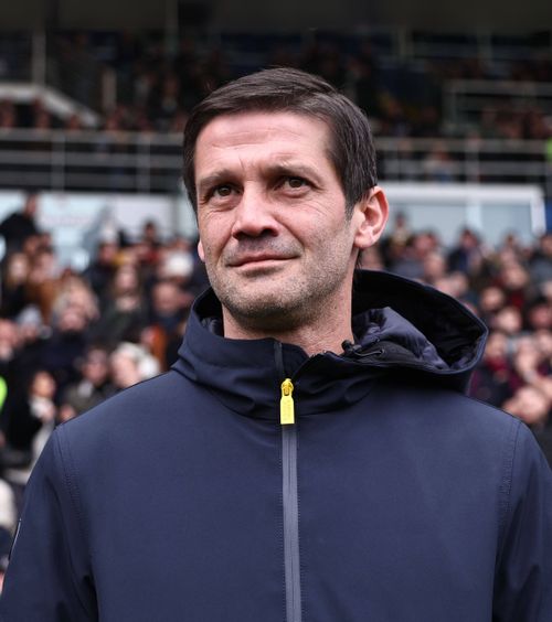 Cât va câștiga Chivu la Inter  Tehnicianul român va încasa   mai puțin de jumătate  din cât lua Simone Inzaghi 