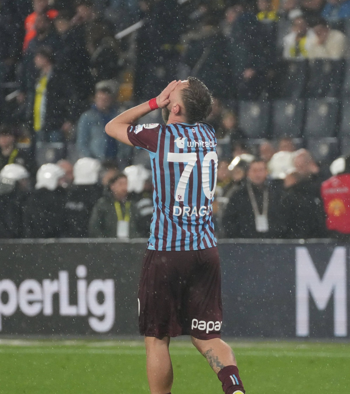 Nici Drăguș nu trece printr-o perioadă bună la echipa de club Foto: Imago