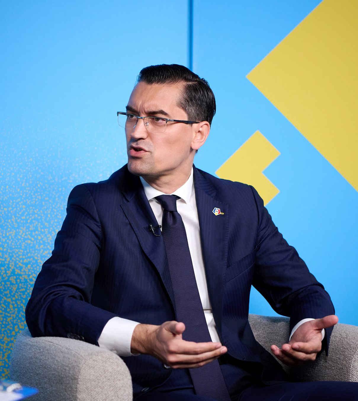 Furtună pe piața drepturilor TV?  Răzvan Burleanu   ar vrea să intervină în negocieri  pentru ca echipele din Liga 1 să primească mai mulți bani